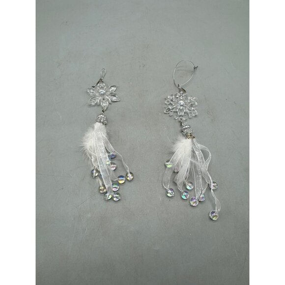 set of 2 plastic Snowflake Hanging Ornament With Feathers & Iridescent Beads - Picture 12 of 12